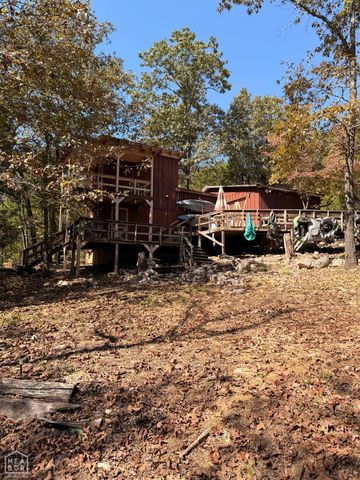 119 Edna Avenue, Hardy, AR 72542