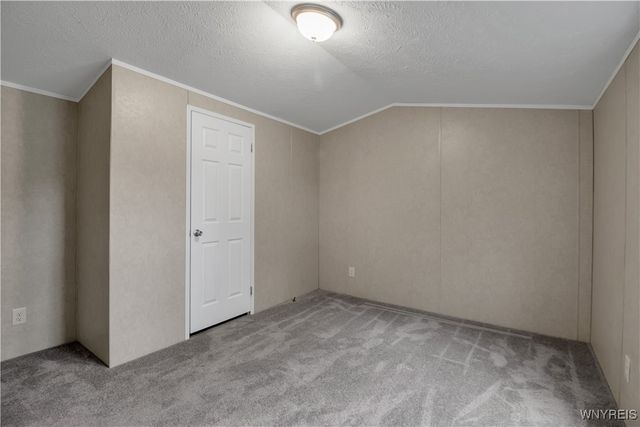 2 Pebbleridge Drive, Ridgeway, NY 14103