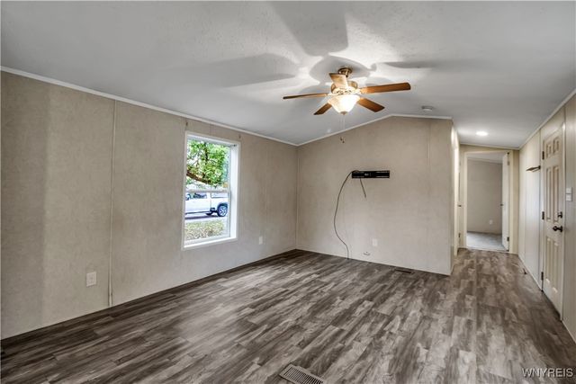 2 Pebbleridge Drive, Ridgeway, NY 14103