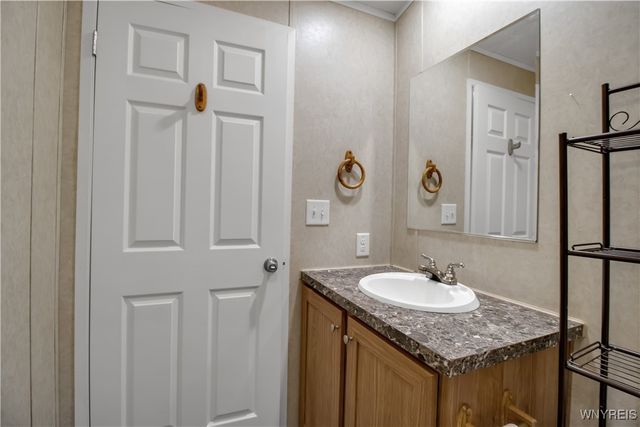 2 Pebbleridge Drive, Ridgeway, NY 14103