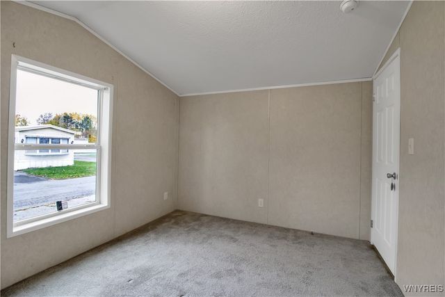 2 Pebbleridge Drive, Ridgeway, NY 14103