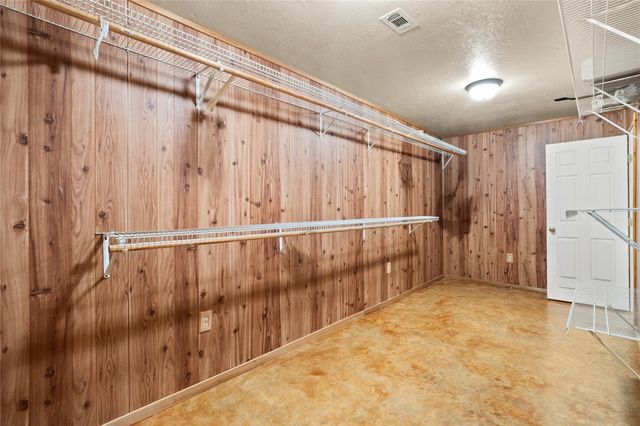 20476 Sullivan Road, New Caney, TX 77357