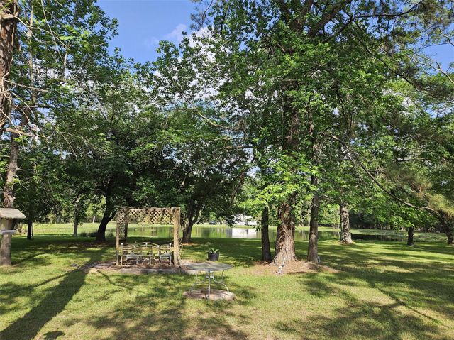 20476 Sullivan Road, New Caney, TX 77357