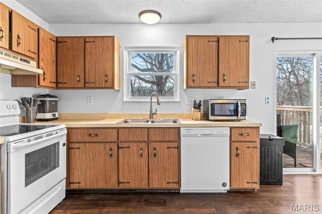 1900 Chippendale Lane, Imperial, MO 63052