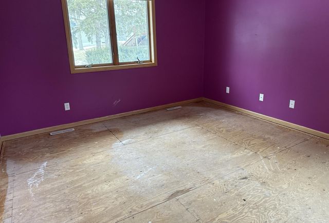 28 Mitchell Drive, Faribault, MN 55021