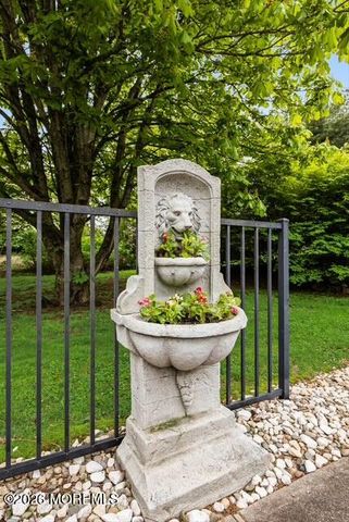 117 Burlington Path Road, Cream Ridge, NJ 08514