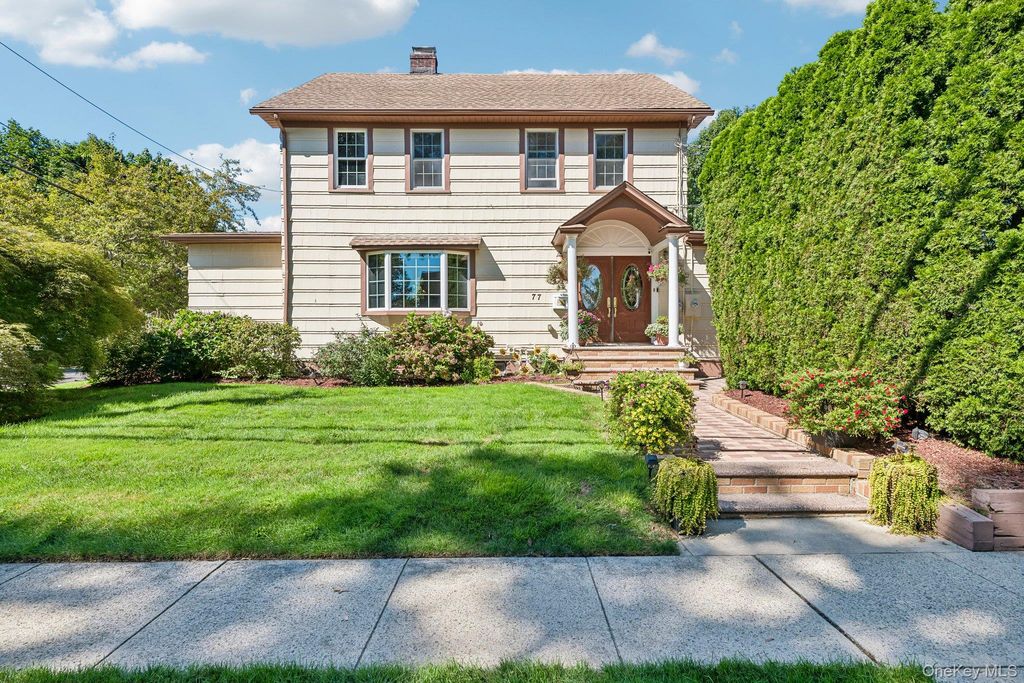 77 Jefferson Avenue, Roslyn Heights, NY 11577 — exterior