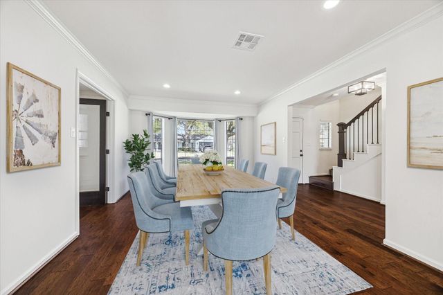 10219 Barwood Drive, Houston, TX 77043