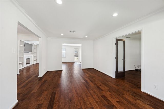 10219 Barwood Drive, Houston, TX 77043