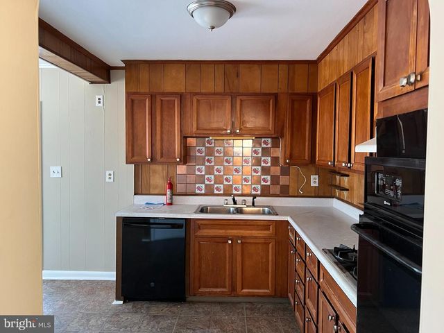 69 BAKER ST, Aberdeen, MD 21001