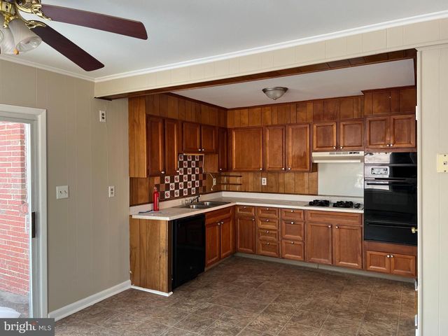 69 BAKER ST, Aberdeen, MD 21001