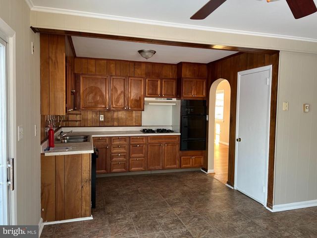 69 BAKER ST, Aberdeen, MD 21001