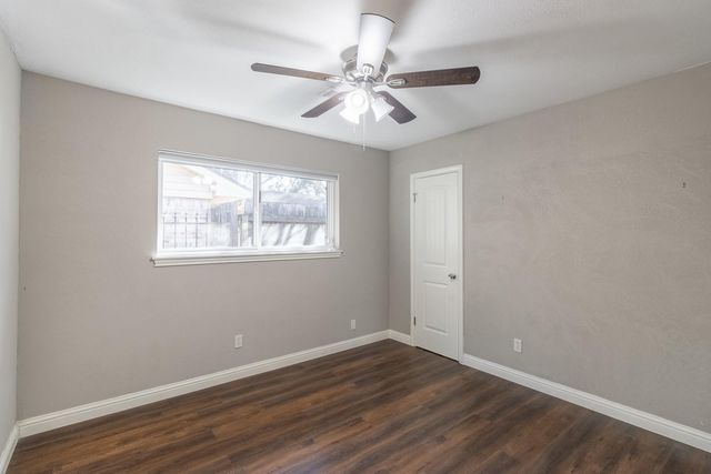 8419 Sharpview Drive, Houston, TX 77036