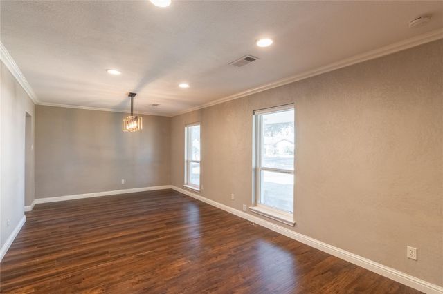 8419 Sharpview Drive, Houston, TX 77036