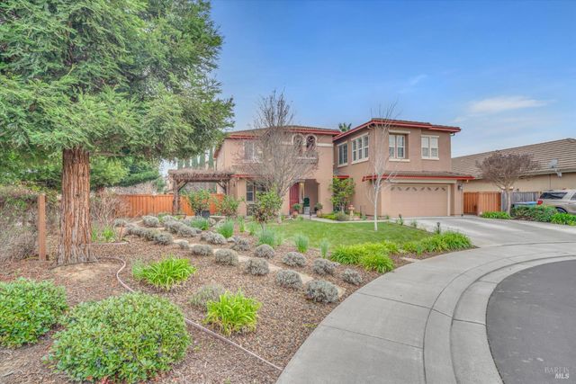 1007 Canterbury Ct, Vacaville, CA 95687