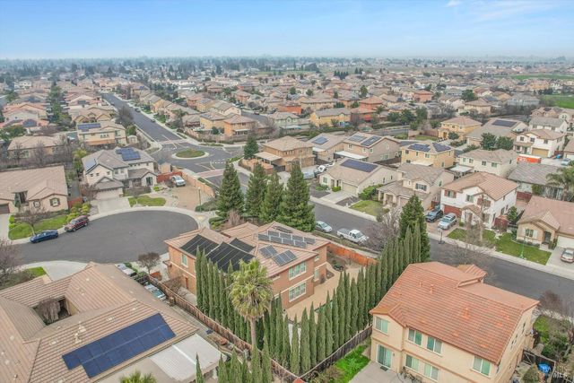 1007 Canterbury Ct, Vacaville, CA 95687