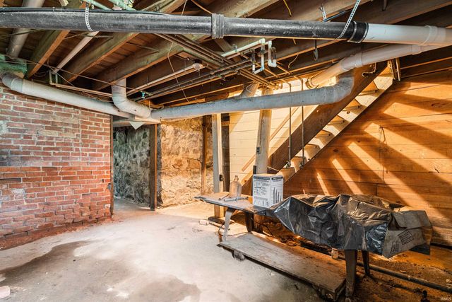 601 E 3rd Street, Brookston, IN 47923