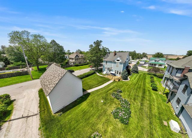 601 E 3rd Street, Brookston, IN 47923