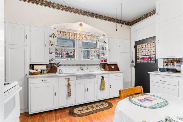 601 E 3rd Street, Brookston, IN 47923