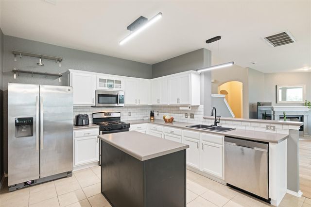 2405 Rachel CT, Round Rock, TX 78664