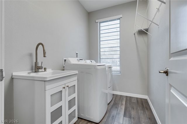 7177 West Camero Avenue, Las Vegas, NV 89113
