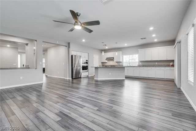 7177 West Camero Avenue, Las Vegas, NV 89113