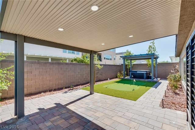 7177 West Camero Avenue, Las Vegas, NV 89113