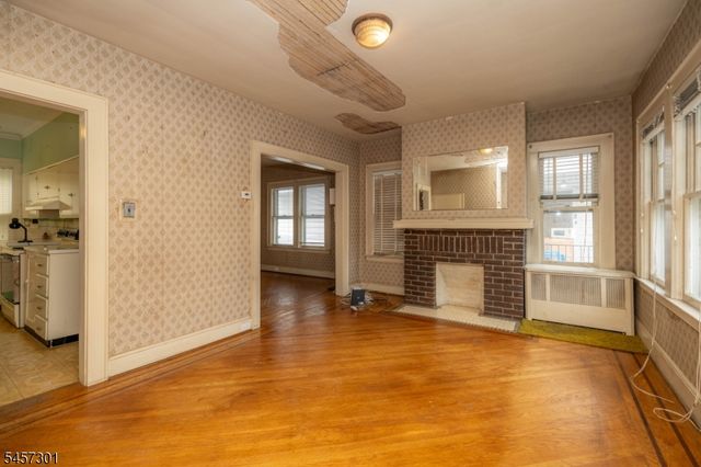 13 Liberty St, Irvington Twp., NJ 07111