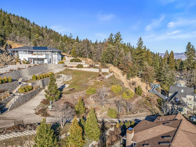 251 Granite Street, Ashland, OR 97520
