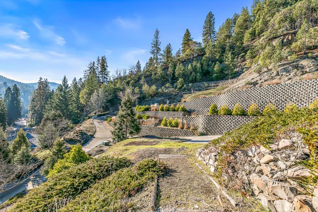 251 Granite Street, Ashland, OR 97520