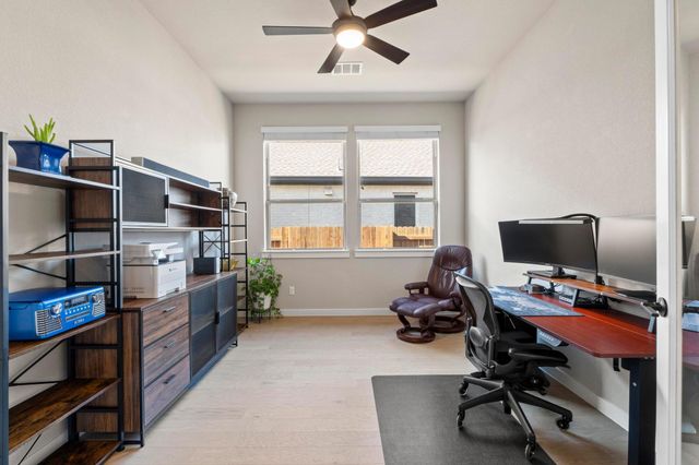 754 Whitetail DR, Round Rock, TX 78681