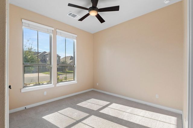 754 Whitetail DR, Round Rock, TX 78681