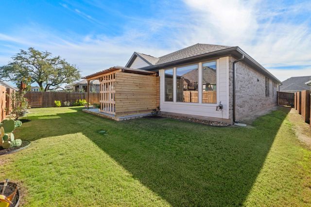 754 Whitetail DR, Round Rock, TX 78681