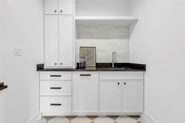 3316 Ferguson Road, Grapevine, TX 76092