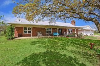 275 Spring Town Road, Van Alstyne, TX 75495