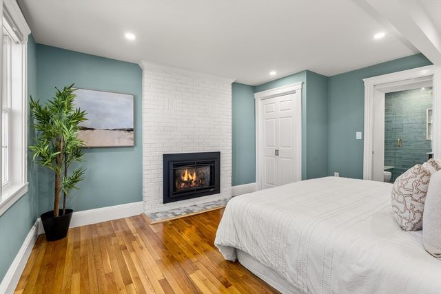 285 Fairmount Ave, Boston, MA 02136