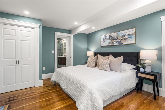 285 Fairmount Ave, Boston, MA 02136