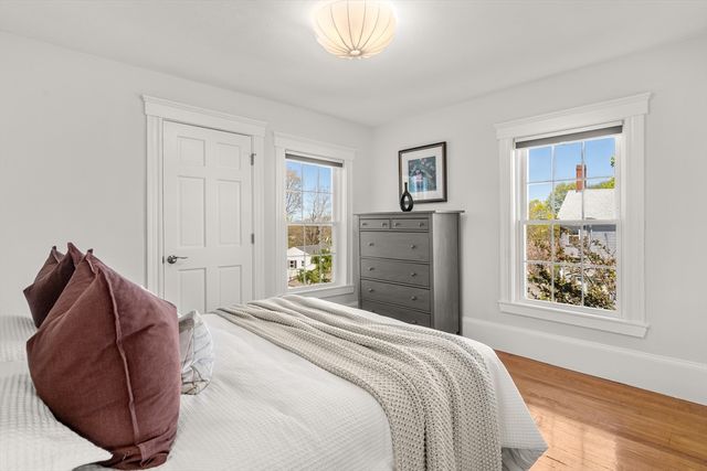 285 Fairmount Ave, Boston, MA 02136
