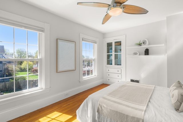 285 Fairmount Ave, Boston, MA 02136