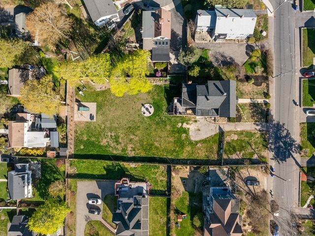 285 Fairmount Ave, Boston, MA 02136