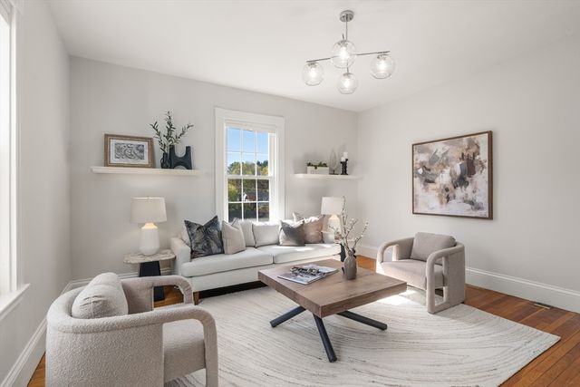 285 Fairmount Ave, Boston, MA 02136