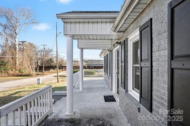 406 S Catawba Street, Lancaster, SC 29720