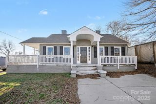 406 S Catawba Street, Lancaster, SC 29720
