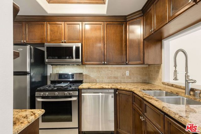 4128 Whitsett Avenue 107, Studio City, CA 91604