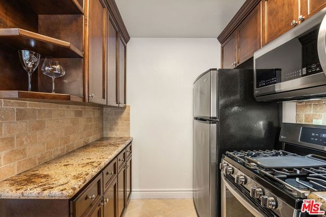 4128 Whitsett Avenue 107, Studio City, CA 91604