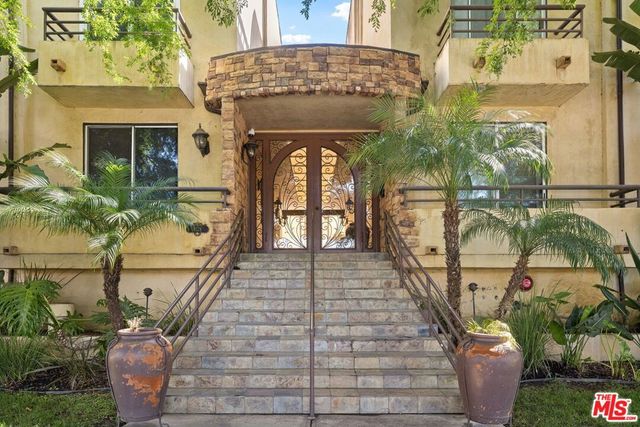 4128 Whitsett Avenue 107, Studio City, CA 91604