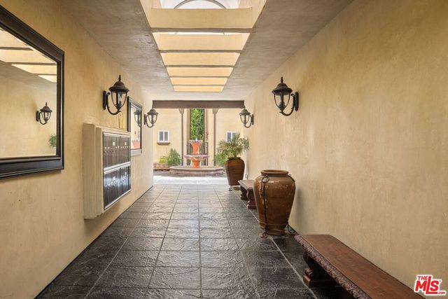 4128 Whitsett Avenue 107, Studio City, CA 91604