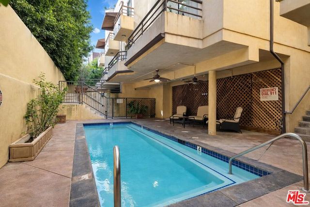 4128 Whitsett Avenue 107, Studio City, CA 91604