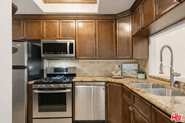 4128 Whitsett Avenue 107, Studio City, CA 91604