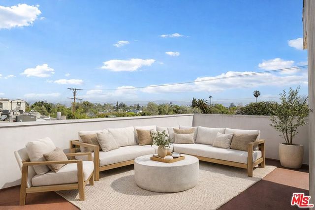 4128 Whitsett Avenue 107, Studio City, CA 91604